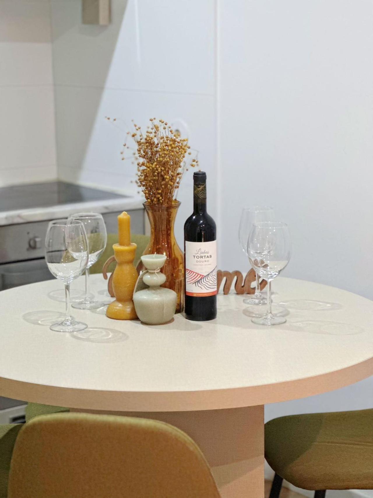 Hotel Downtown A Whole House Duplex Designed For Remote Work And Near Metro Lapa Porto Zewnętrze zdjęcie